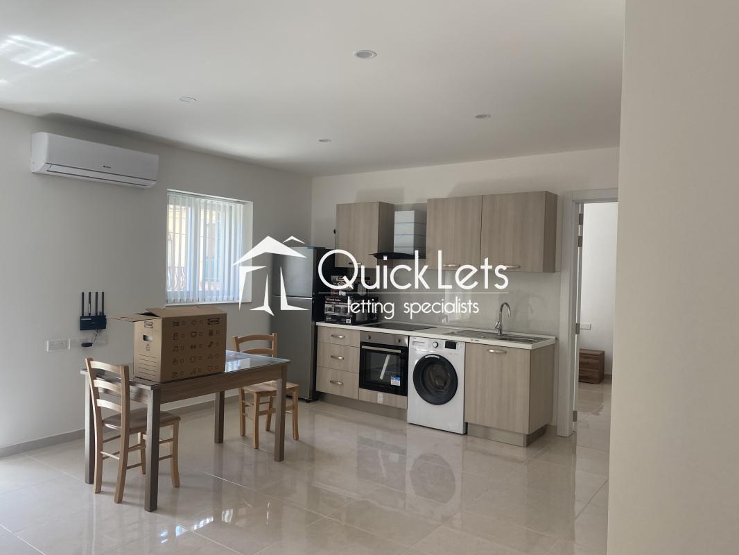 Apartments in Gozo - Rabat (Victoria) - REF 86088 — QuickLets