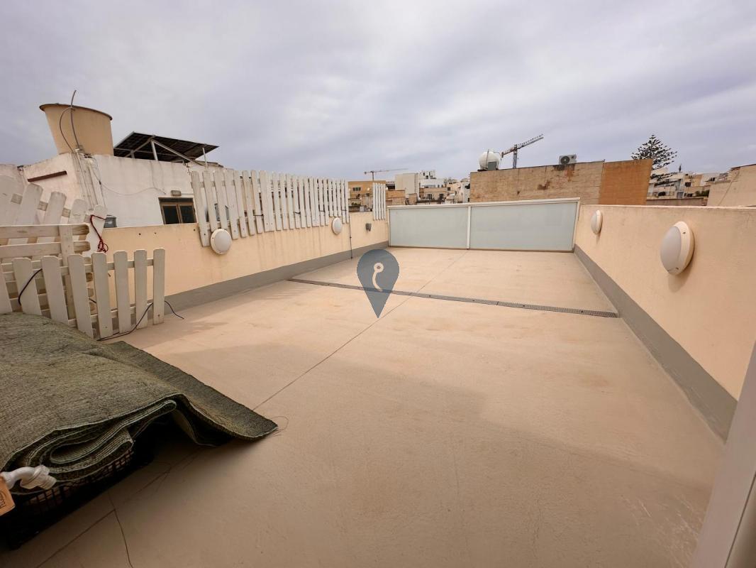 Townhouses in Sliema - REF 89061 — Zanzi Homes