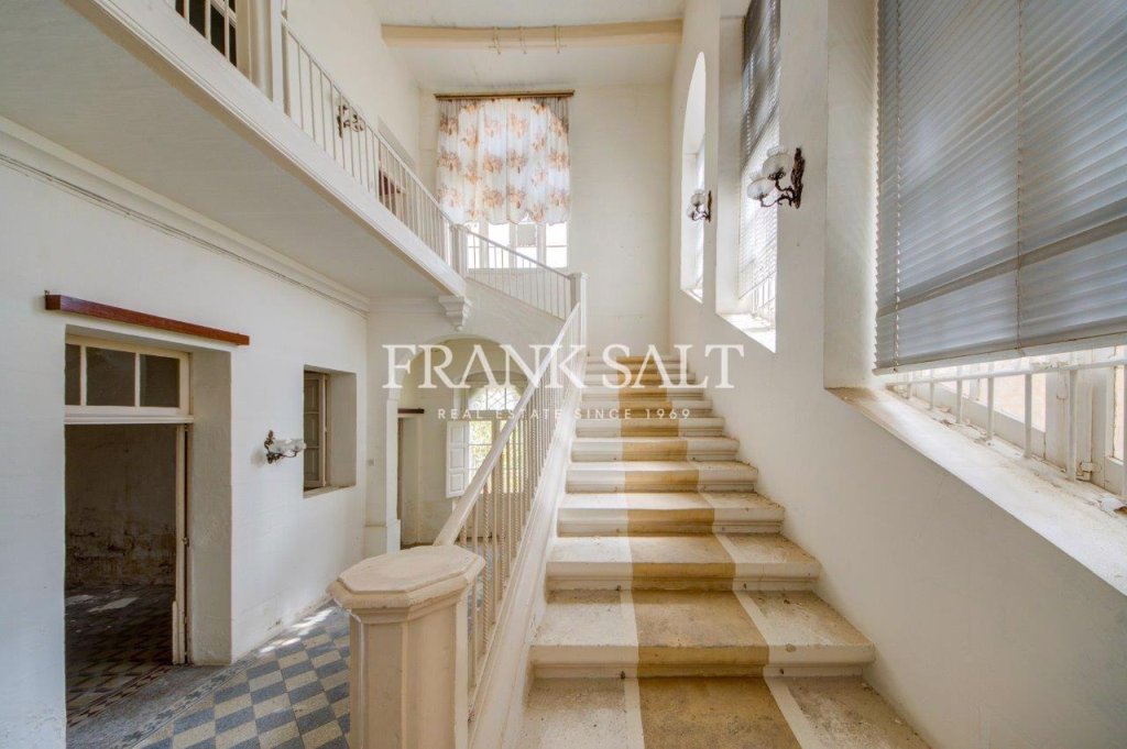 Victoria, House of Character — Frank Salt Real Estate