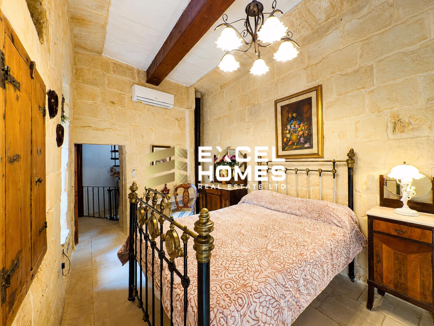 Character House — Excel Homes Real Estate