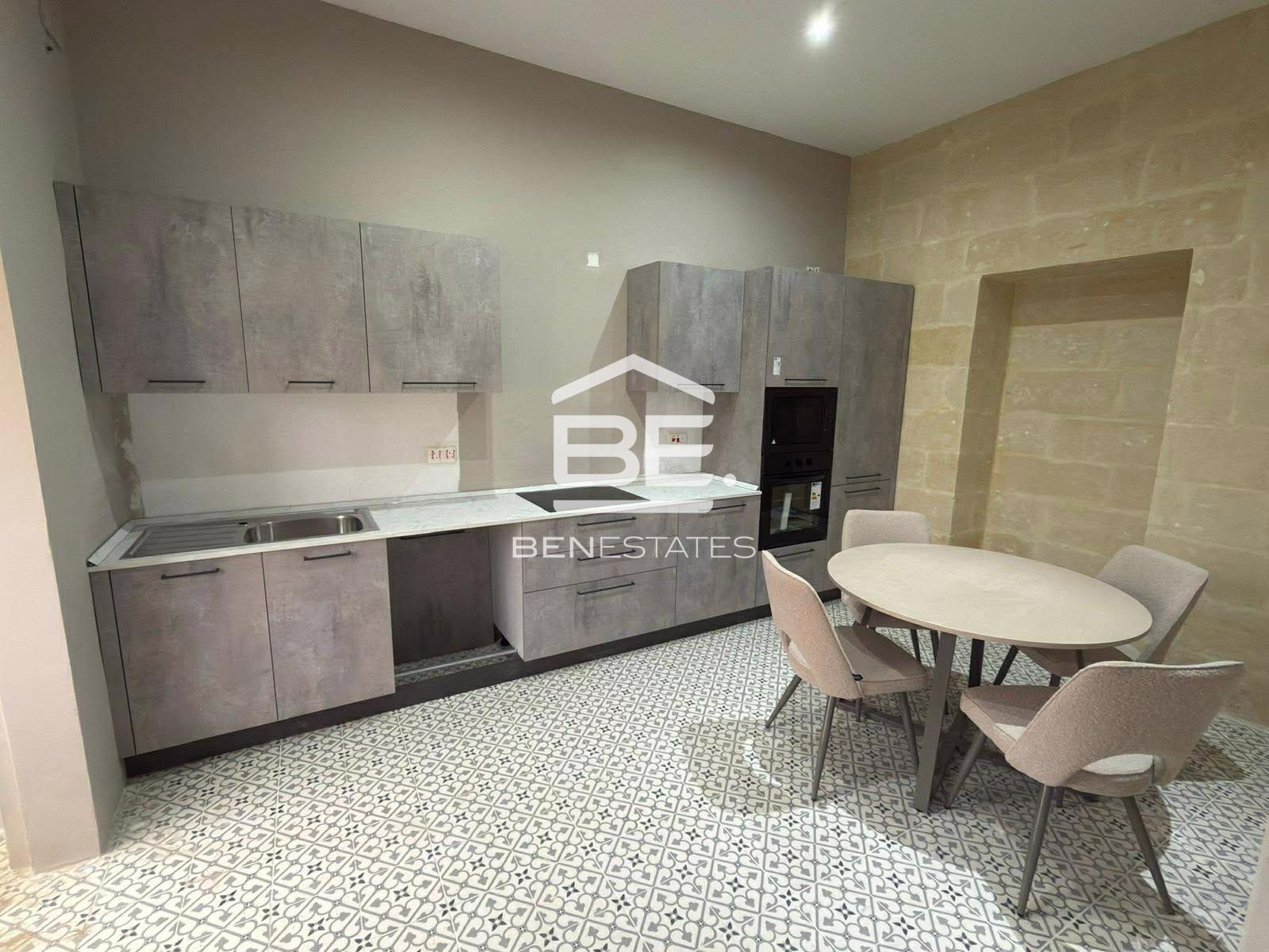 Town House — Ben Estates