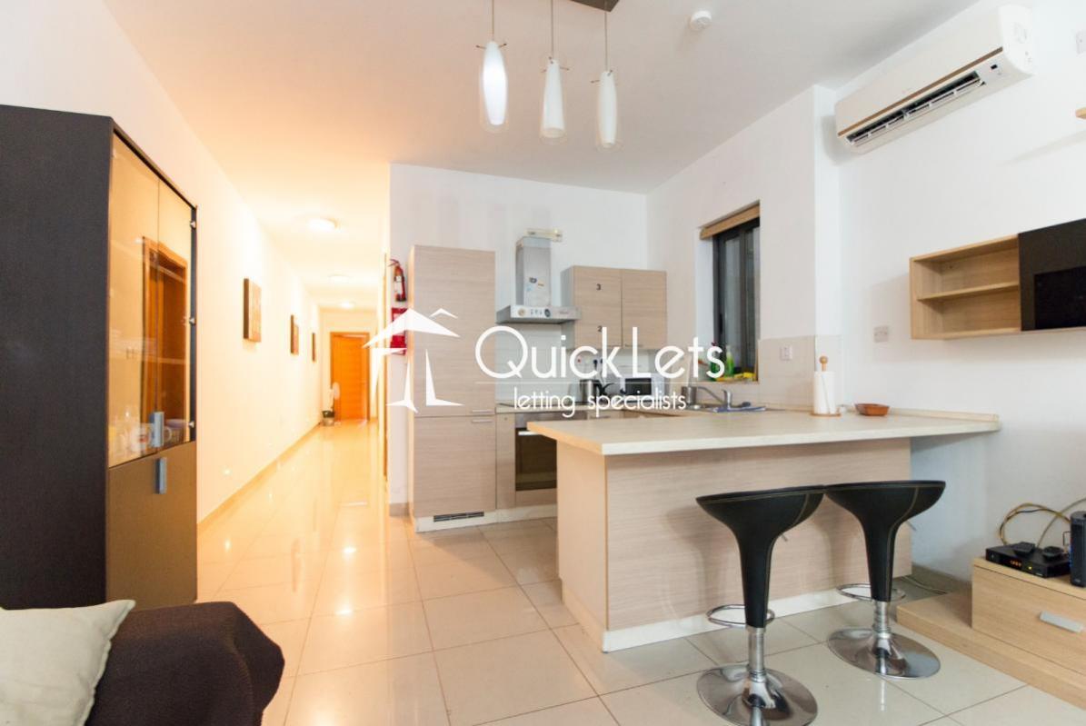 Apartments in Sliema - REF 81525 — QuickLets