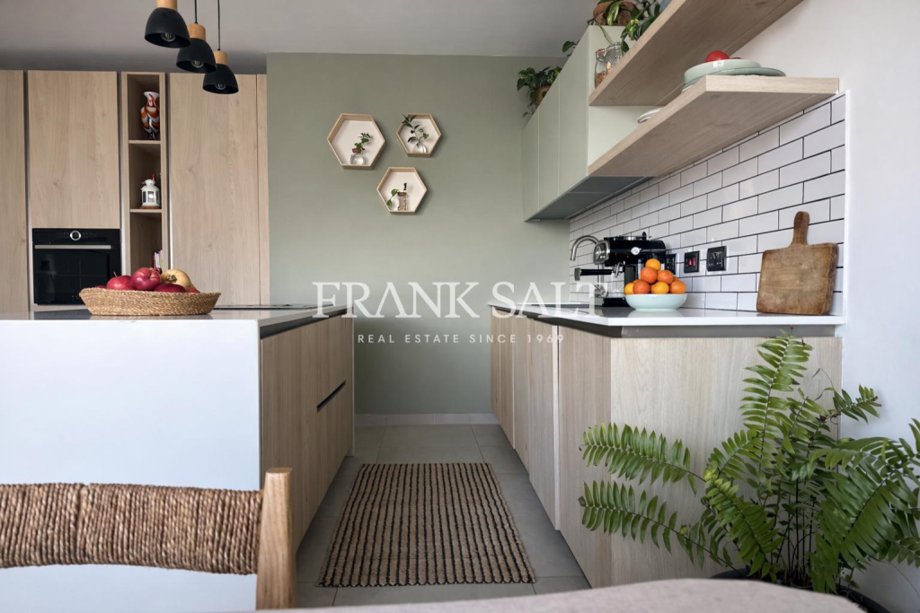 Zurrieq, Apartment — Frank Salt Real Estate