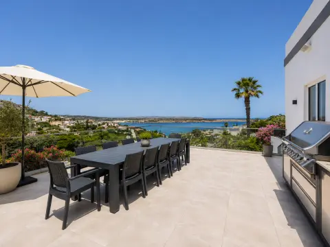 6 bed Selection in Best — Malta Sotheby's International Realty
