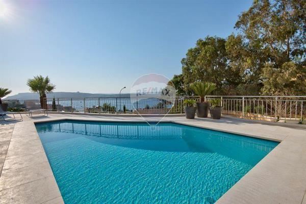 Villa Semi-detached — RE/MAX Malta