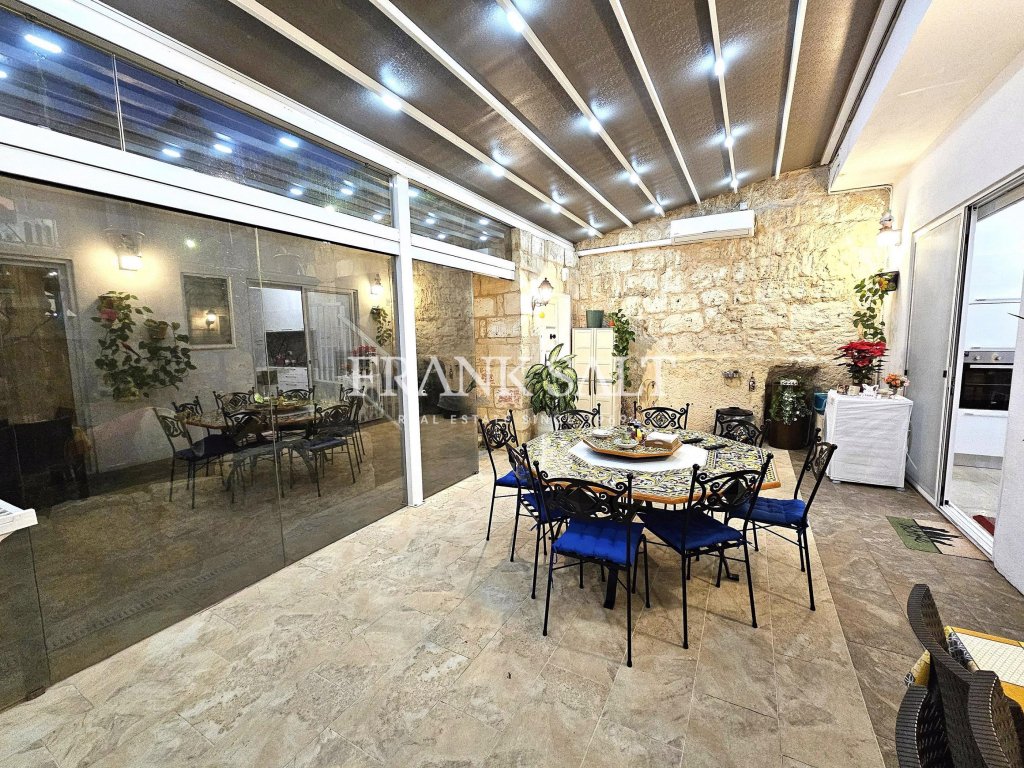 Rabat, Townhouse — Frank Salt Real Estate