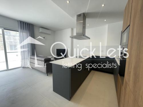 Penthouses in Sliema - REF 80229 — QuickLets