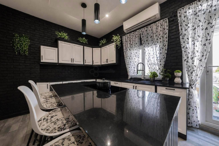 5 Bedroom Town House For Sale in Marsa — Proprjeta - Keith Buhagiar