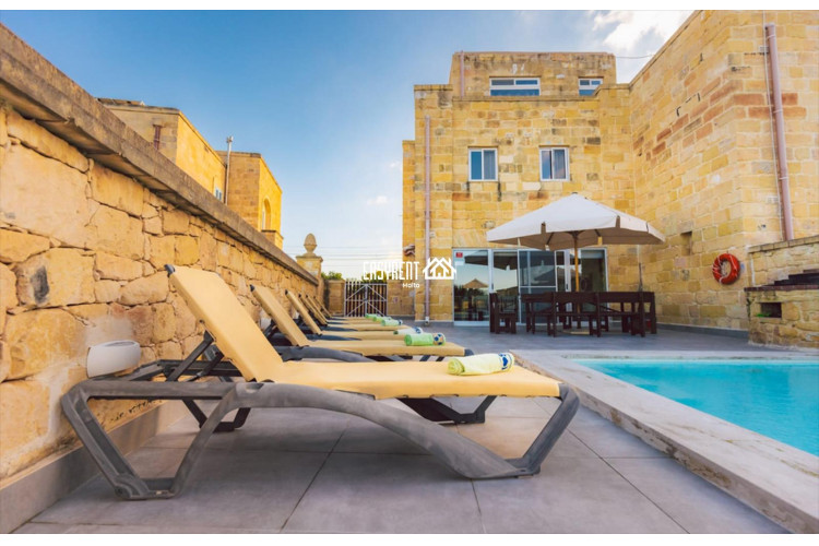 5 Bedroom Semi-Detached Villa To Rent in Zejtun — Easy Rent - Aleks Indre