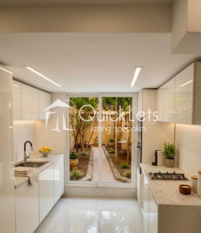Apartments in Sliema - REF 90432 — QuickLets