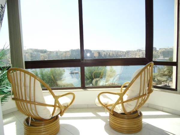 Apartment — RE/MAX Malta