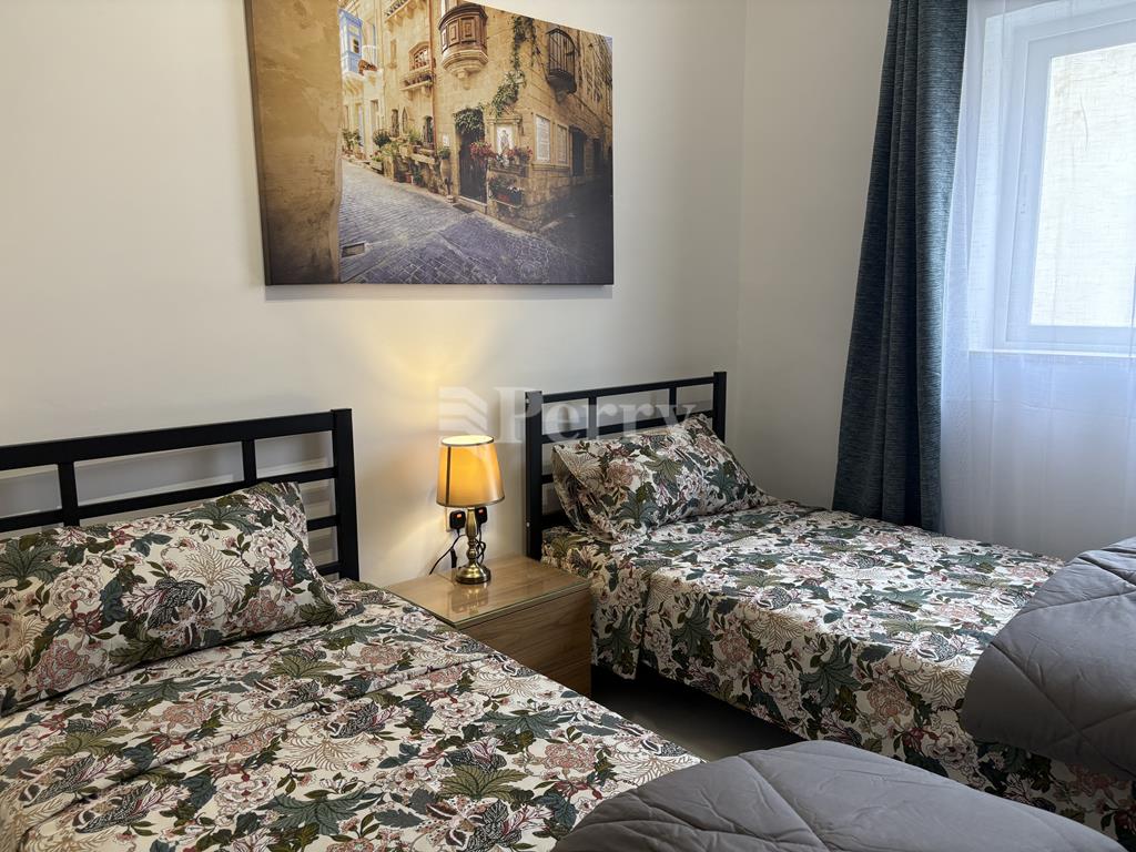 Pembroke Maisonette — Perry Estate Agents