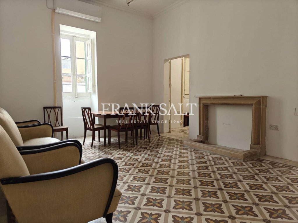 Birkirkara, Townhouse — Frank Salt Real Estate