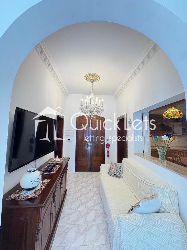 Apartments in Mosta - REF 85495 — QuickLets