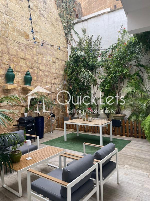 Townhouses in Bormla - REF 85049 — QuickLets