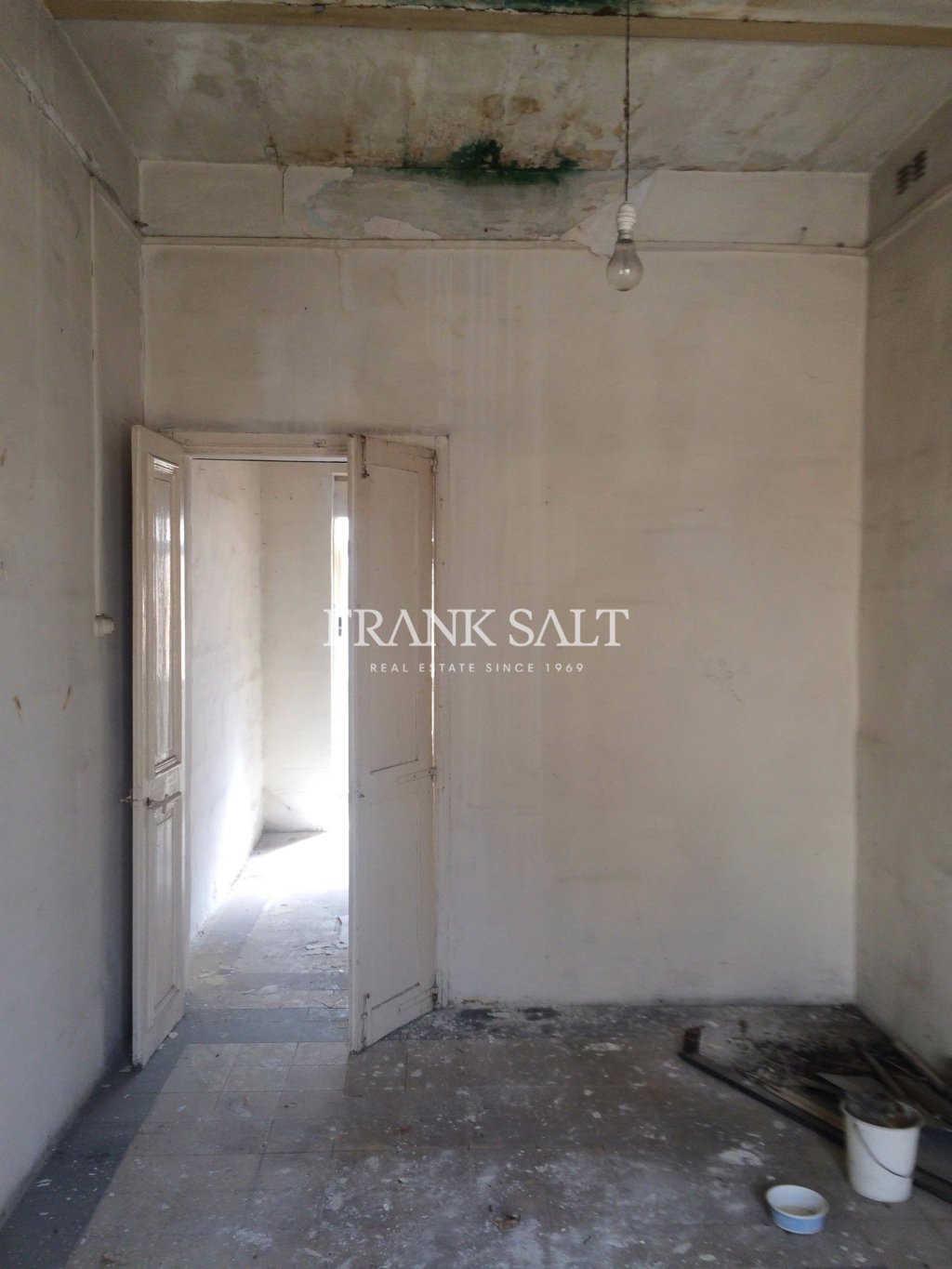 Zabbar, Solitary Maisonette — Frank Salt Real Estate