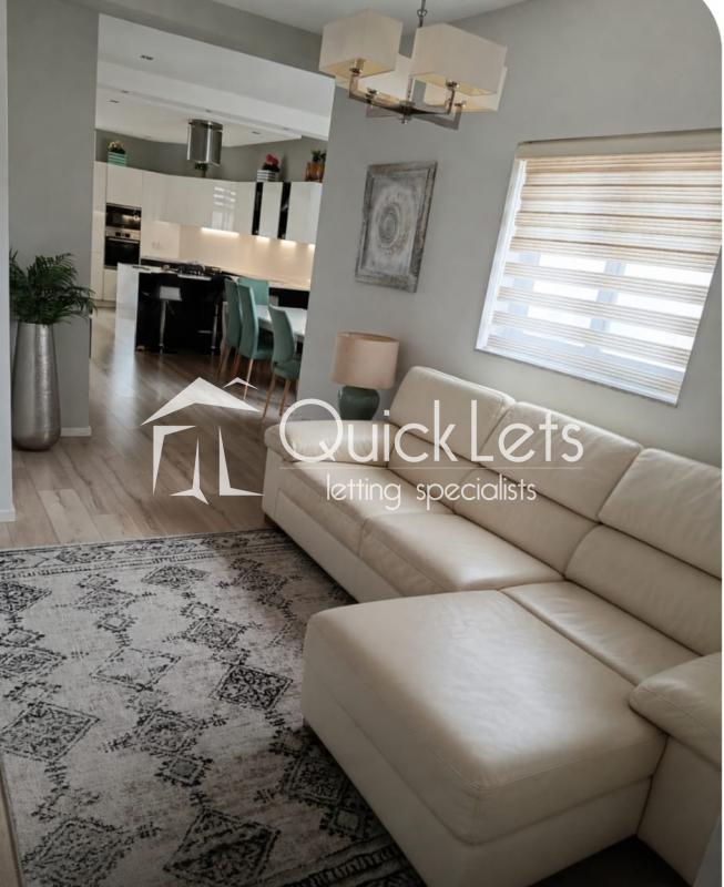 Penthouses in Zebbug - REF 89664 — QuickLets