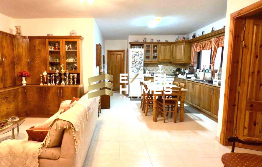 Maisonette — Excel Homes Real Estate