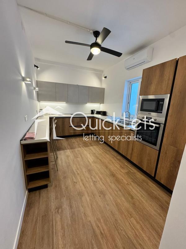 Apartments in Sliema - REF 82983 — QuickLets