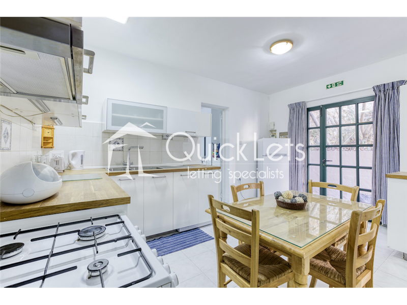 Maisonettes in St. Paul's Bay - REF 86100 — QuickLets
