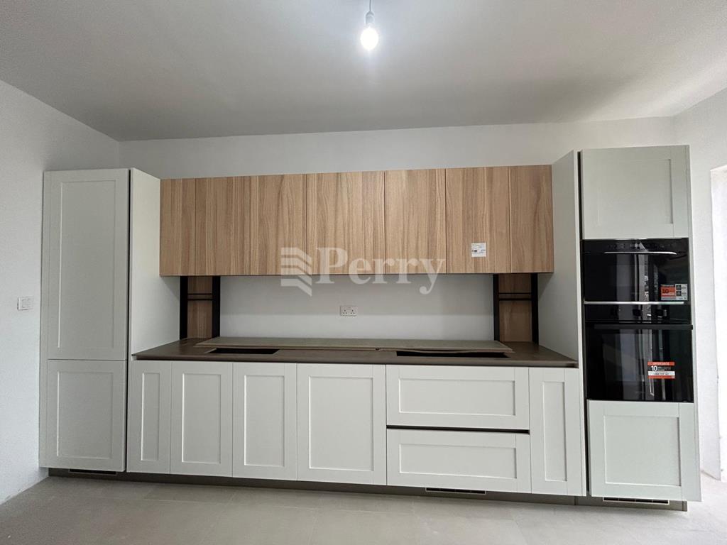 St Pauls Bay Apartment — Perry Estate Agents