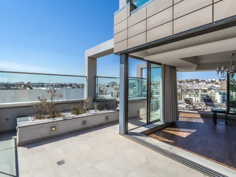 2 bed Penthouse in Portomaso, St Julian's — Malta Sotheby's International Realty