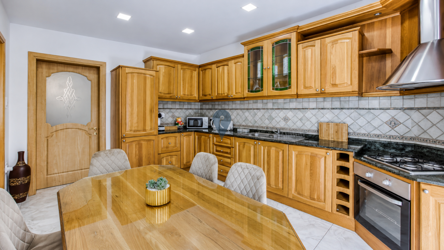 Apartment in Valletta - REF 90529 — Zanzi Homes