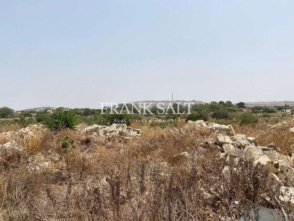 Naxxar, Farmhouse — Frank Salt Real Estate