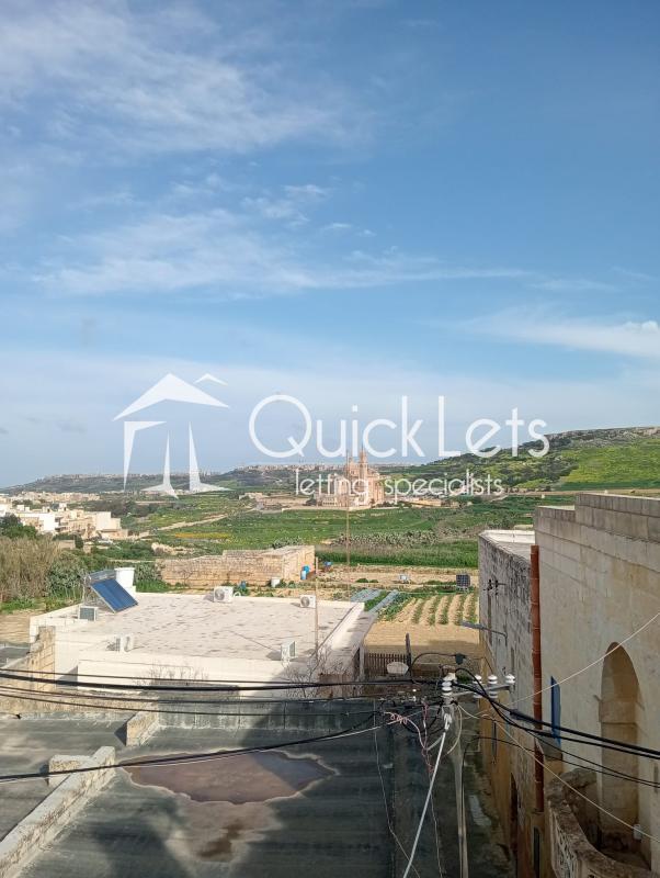 Apartments in Gozo - Gharb - REF 84074 — QuickLets