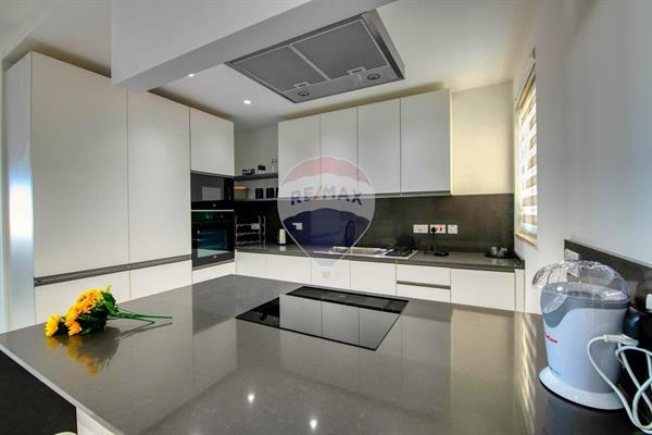 Penthouse — RE/MAX Malta