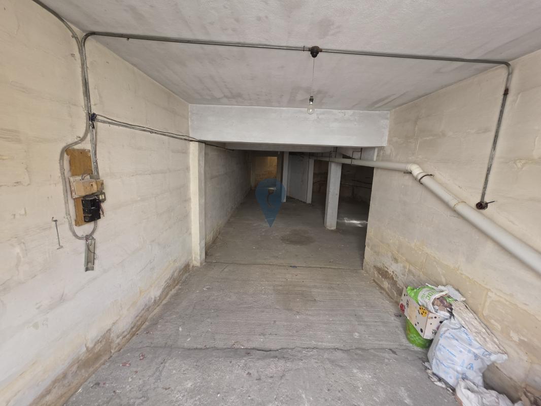 Garage/Parking Space in Pieta - REF 87337 — Zanzi Homes