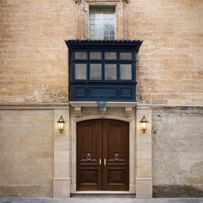 Retail / Shops / Clinics in Valletta - REF 85567 — Zanzi Homes