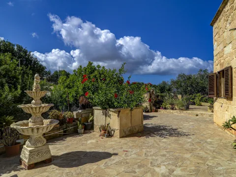 4 bed Farmhouse in Mgarr — Malta Sotheby's International Realty