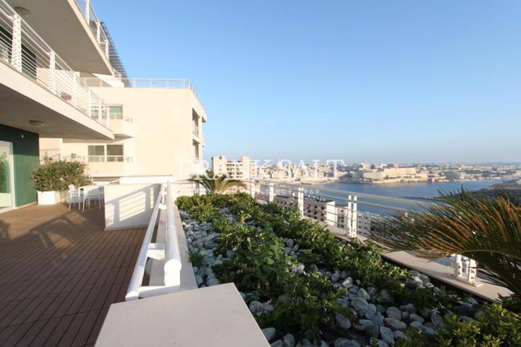 Fort Cambridge, Apartment — Frank Salt Real Estate