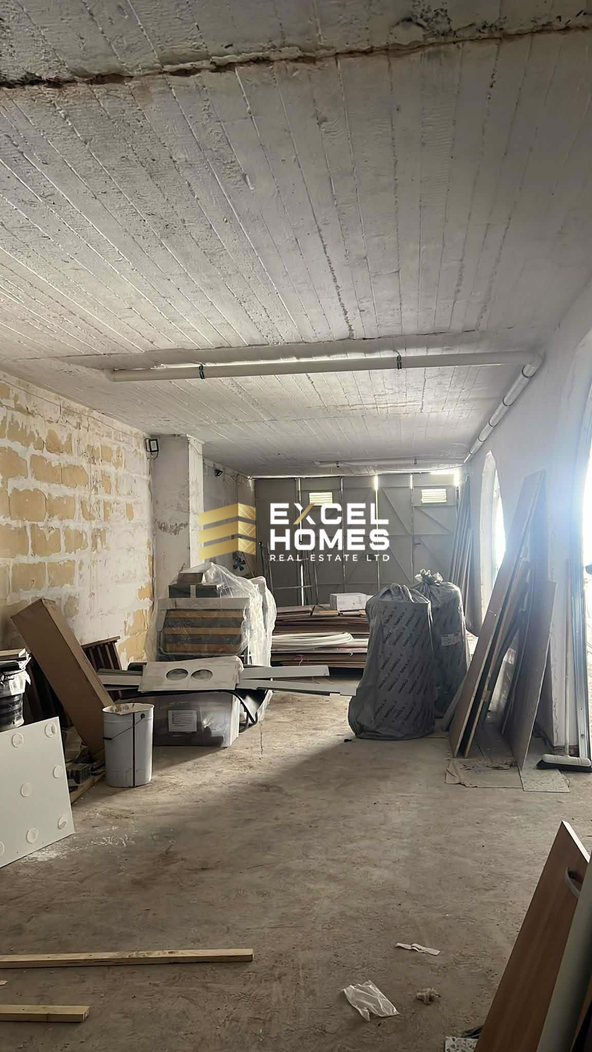 Garage — Excel Homes Real Estate