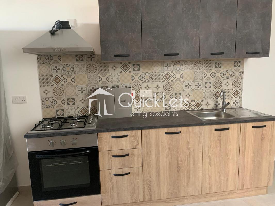 Rooms in Swieqi - REF 89428 — QuickLets