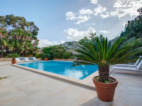 4 bed Villa in Bahar ic-Caghaq — Malta Sotheby's International Realty