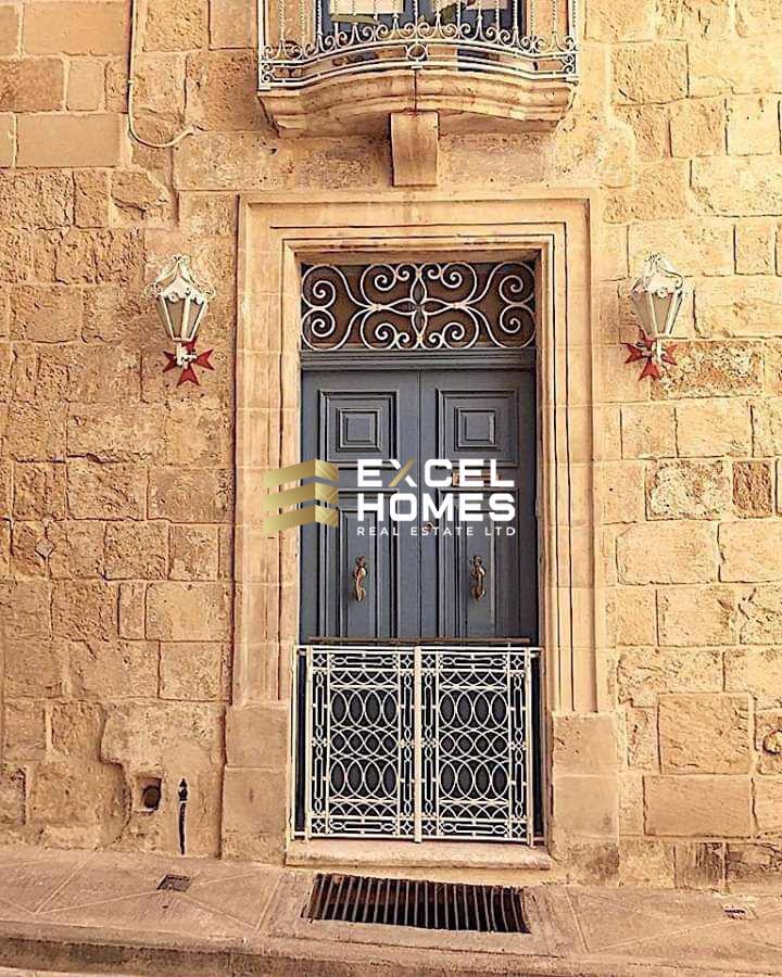 Character House — Excel Homes Real Estate