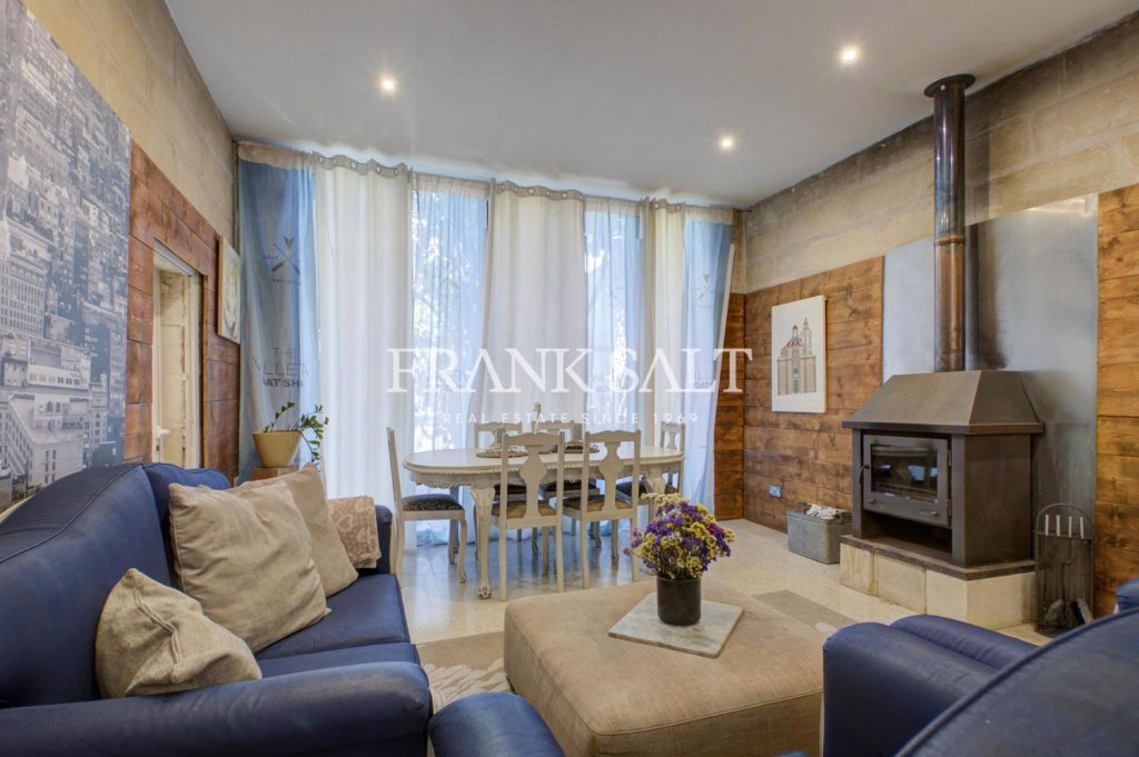 Marsa, Townhouse — Frank Salt Real Estate