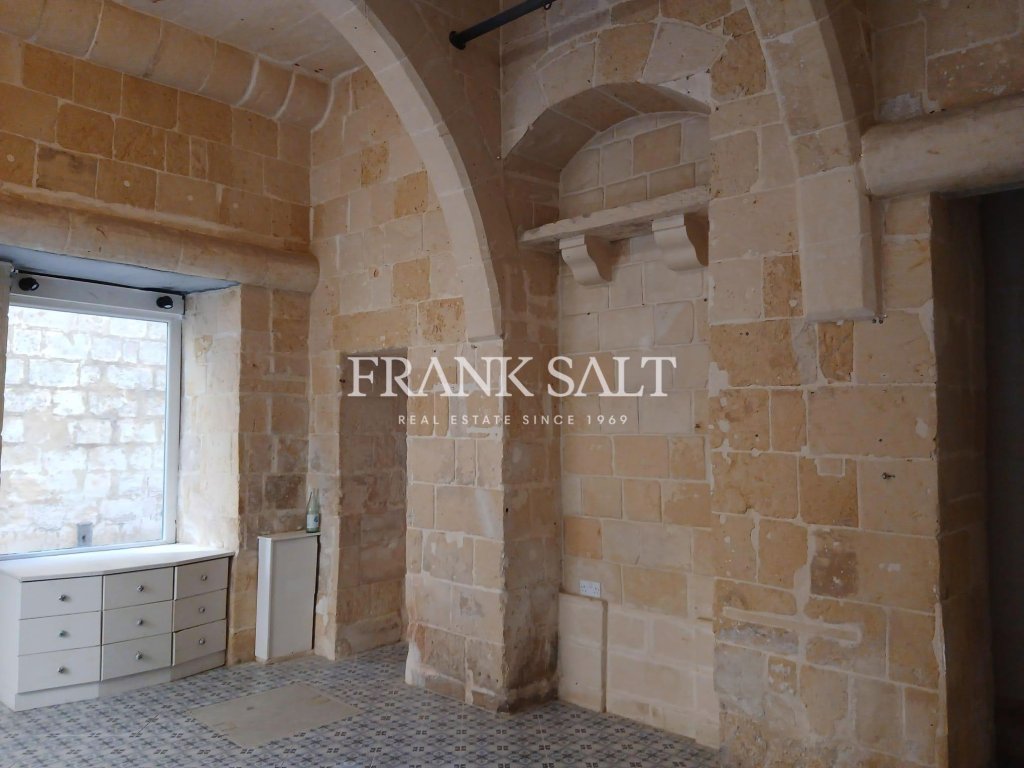 Victoria, General Shop — Frank Salt Real Estate