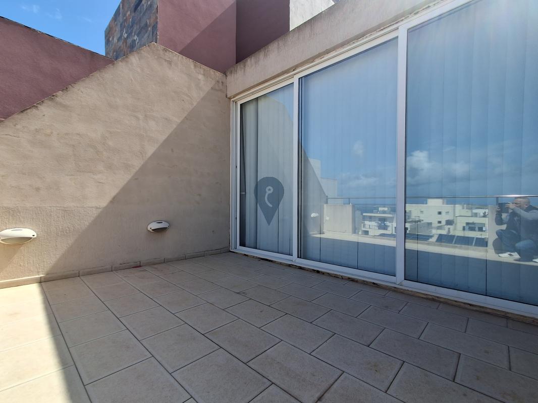 Duplex Penthouse in St. Paul's Bay - REF 87847 — Zanzi Homes