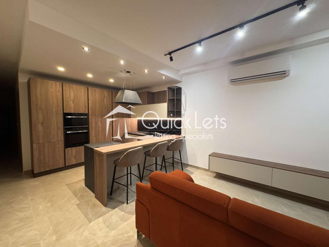 Apartments in Mosta - REF 83756 — QuickLets