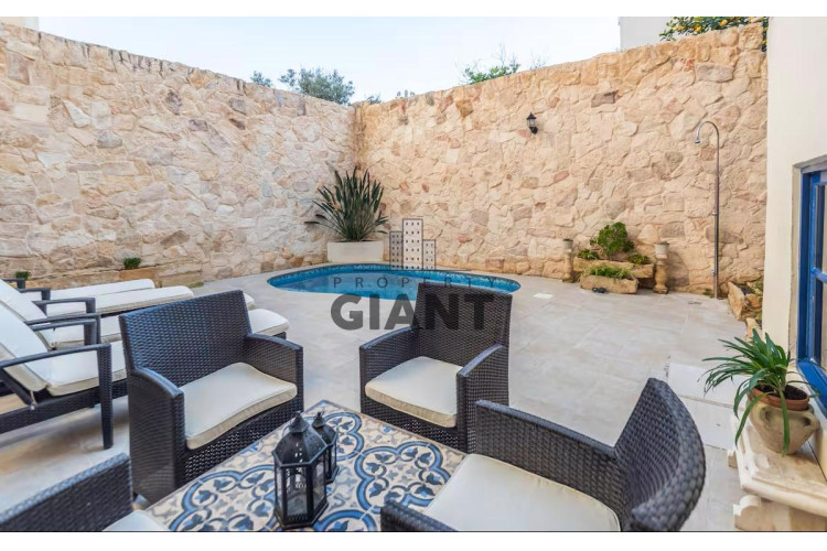 5 Bedroom Town House For Sale in St Julian's — Property Giant