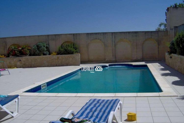 5 Bedroom Semi-Detached Villa To Rent in Madliena — Easy Rent - Aleks Indre