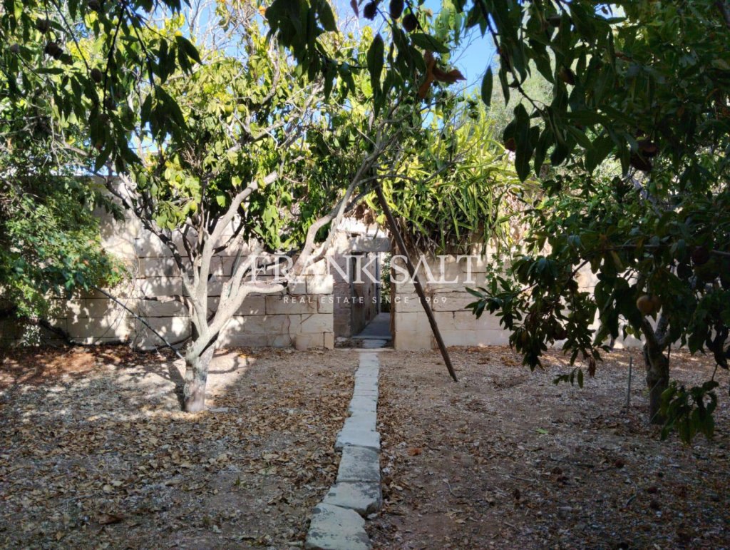 Rabat, Townhouse — Frank Salt Real Estate