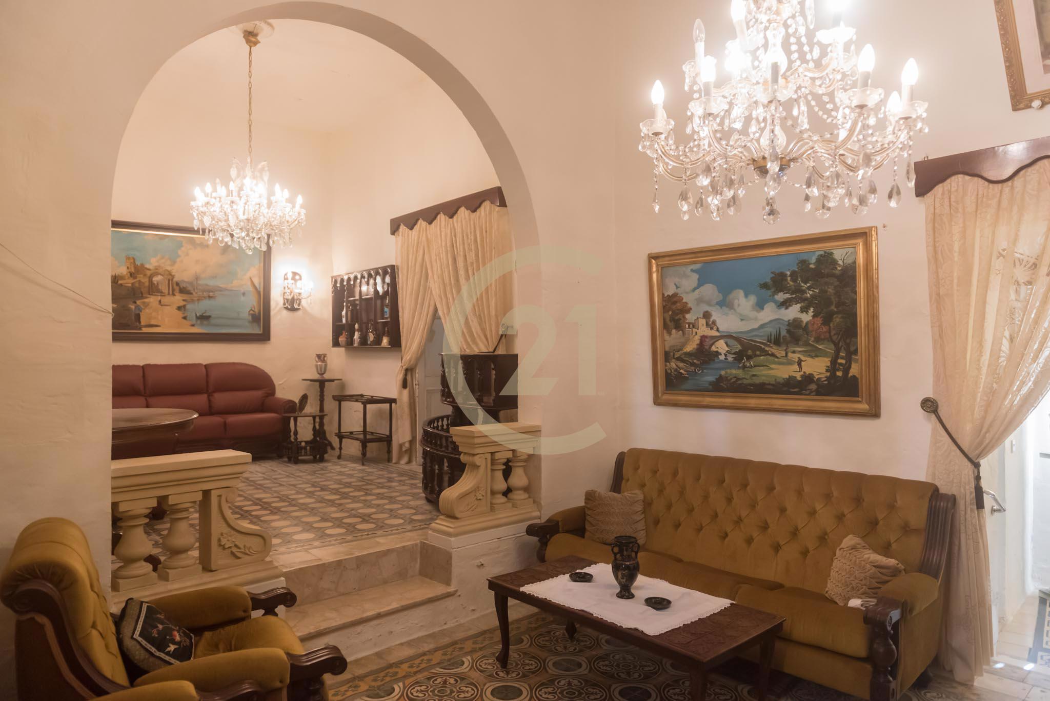 House in Ghajnsielem — Century 21 Malta