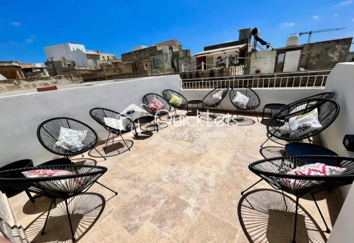 Studio Apartments in Sliema - REF 82203 — QuickLets