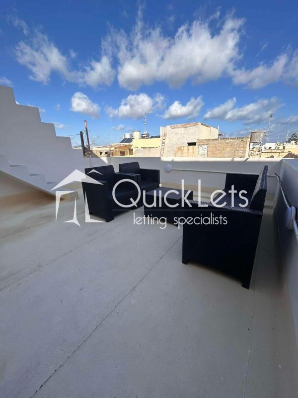 Apartments in Paola - REF 82752 — QuickLets