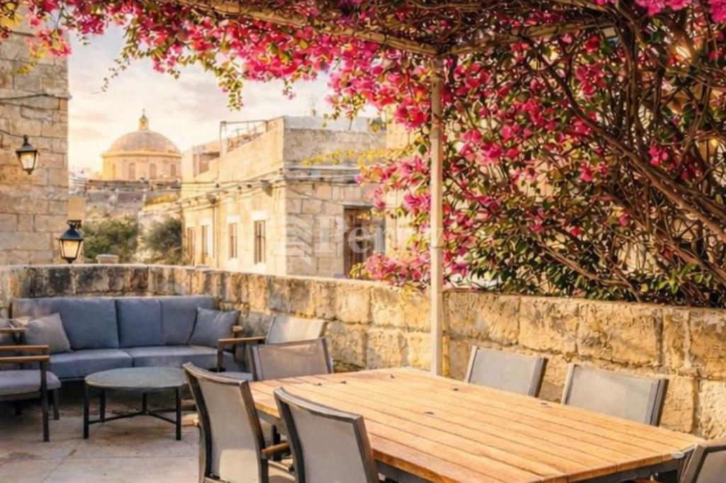 Mosta House of Character — Perry Estate Agents