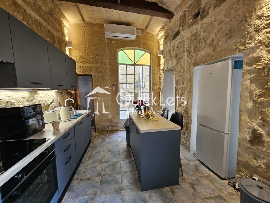 House of Character in Naxxar - REF 88084 — QuickLets
